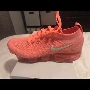 Nike Air Vapormax Flyknit 2